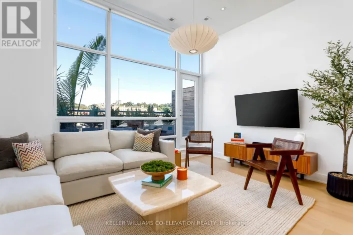 204 - 483 DUPONT STREET, Toronto