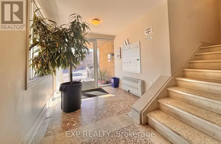 204 - 5 PAISLEY BOULEVARD E, Mississauga