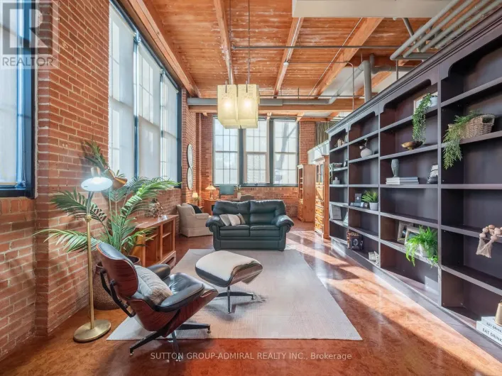 204 - 543 TIMOTHY STREET, Newmarket