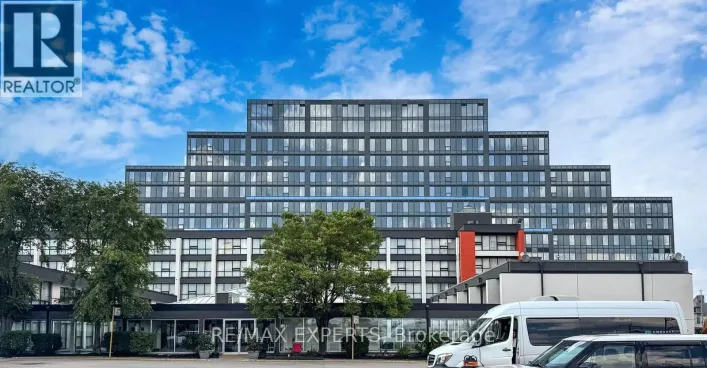 204 - 600 DIXON ROAD, Toronto