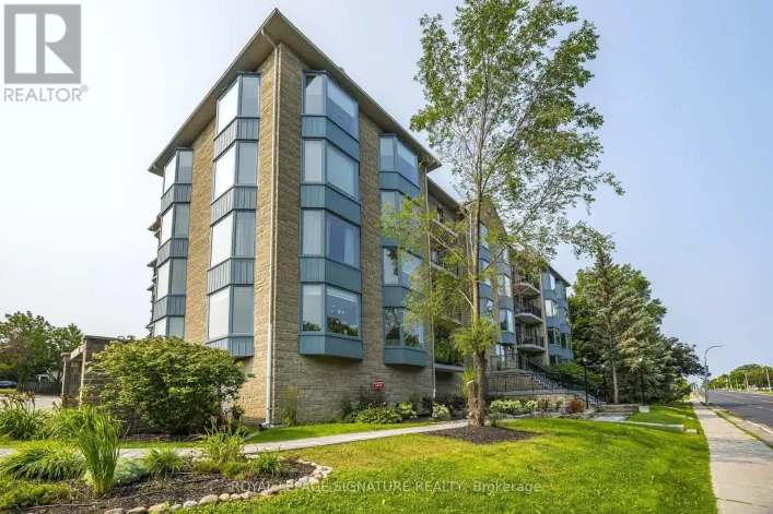 204 - 85 WELLINGTON STREET W, Aurora