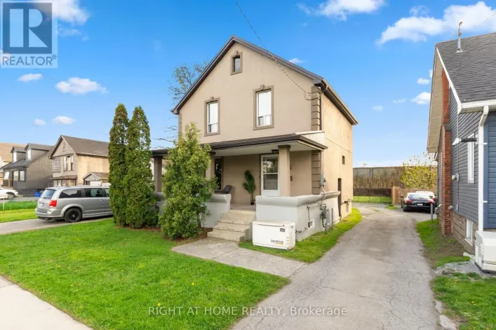 204 BEACH BOULEVARD, Hamilton