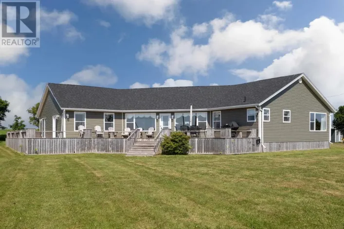 204 Cranberry Lane, Argyle Shore