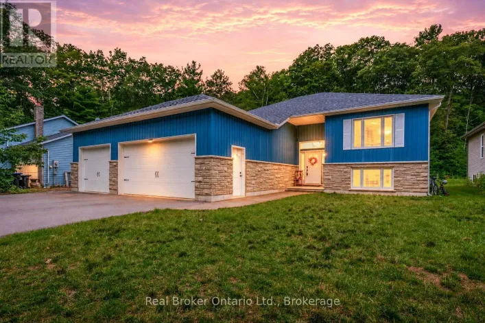 204 GOLF COURSE ROAD, Wasaga Beach