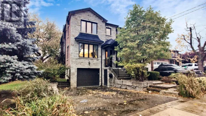 204 MAPLE LEAF DRIVE, Toronto
