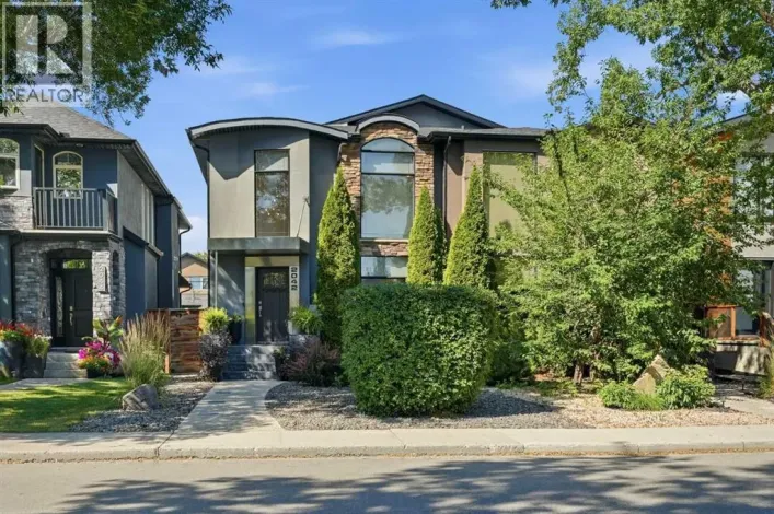 2042 49 Avenue SW, Calgary