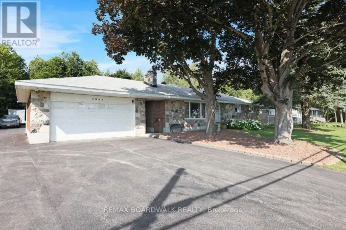 2043 CARP ROAD, Ottawa