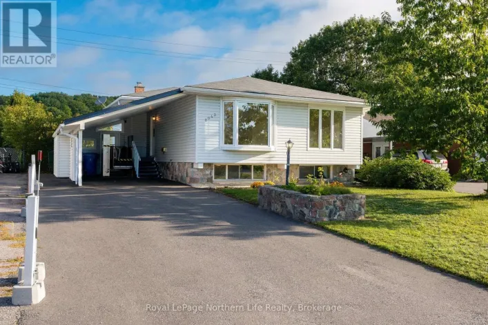 2043 MCKEOWN AVENUE, North Bay