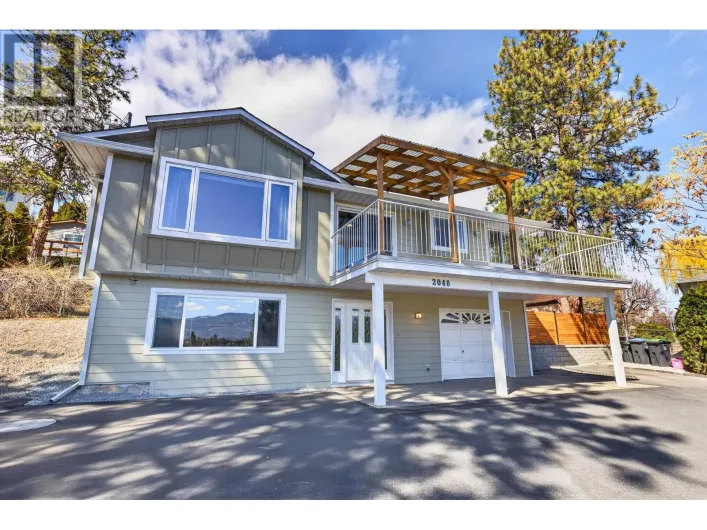 2048 Shamrock Drive, West Kelowna