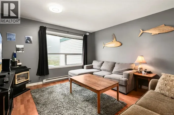 205 1105 Henry Rd, Courtenay