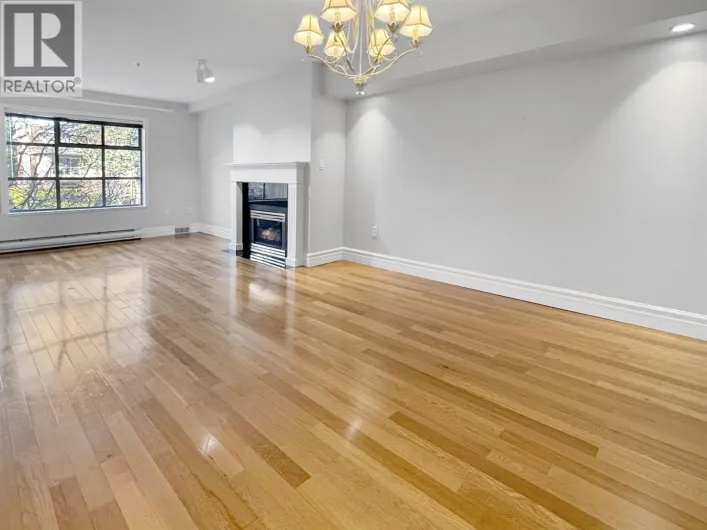 205 1118 55TH STREET, Delta