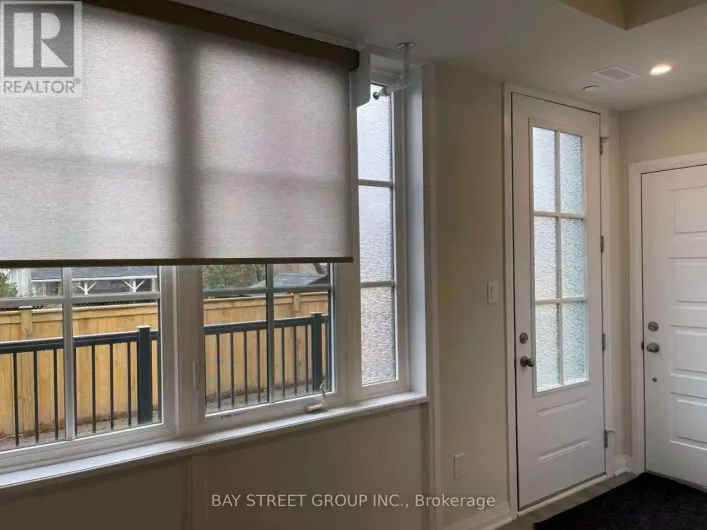 Row / Townhouse for rent: 205 - 12 BLANSHARD STREET, Hamilton