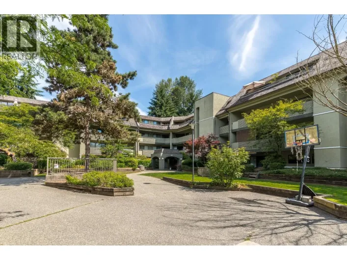 205 1200 PACIFIC STREET, Coquitlam