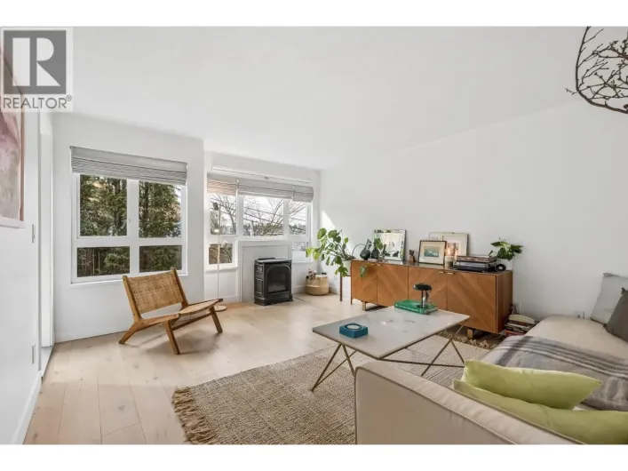 205 1330 GRAVELEY STREET, Vancouver