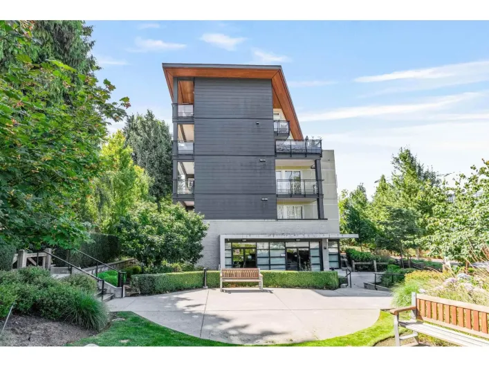 205 13919 FRASER HIGHWAY, Surrey