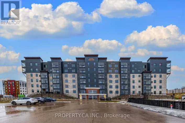 205 - 15 KNEESHAW DRIVE, Barrie