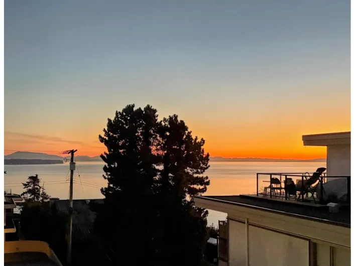 205 15041 PROSPECT AVENUE, White Rock