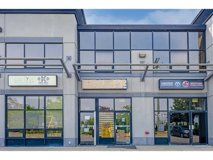 205 15272 CROYDON DRIVE, Surrey