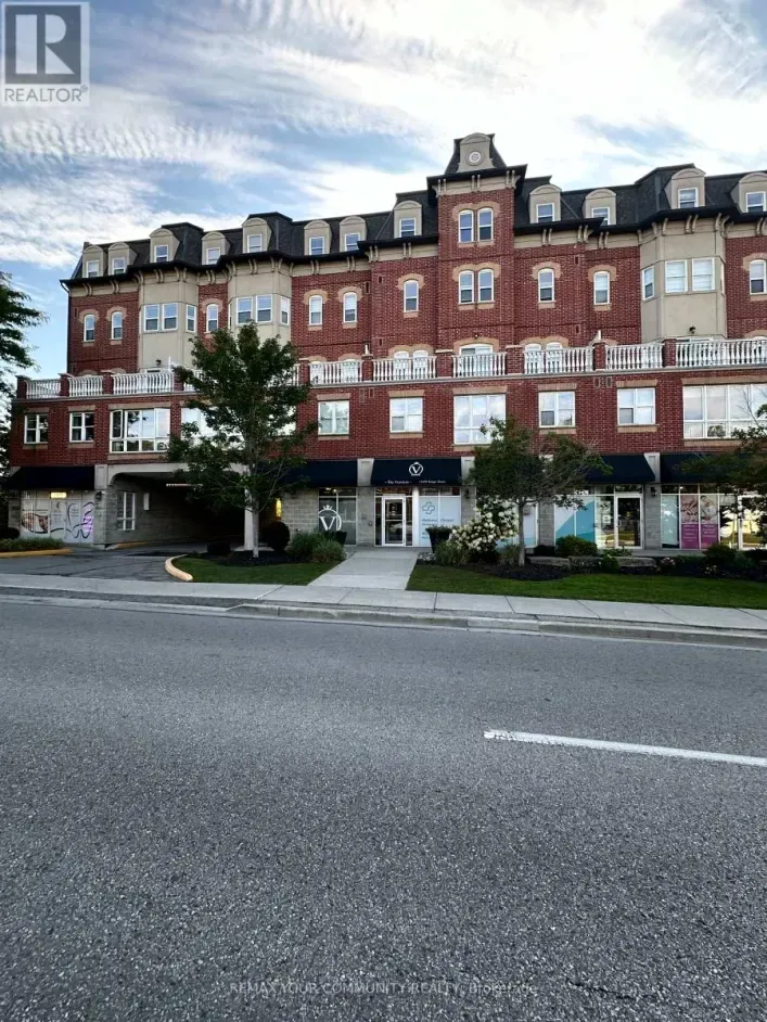 205 - 15450 YONGE STREET, Aurora