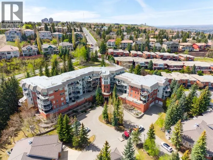 205, 200 Patina Court SW, Calgary