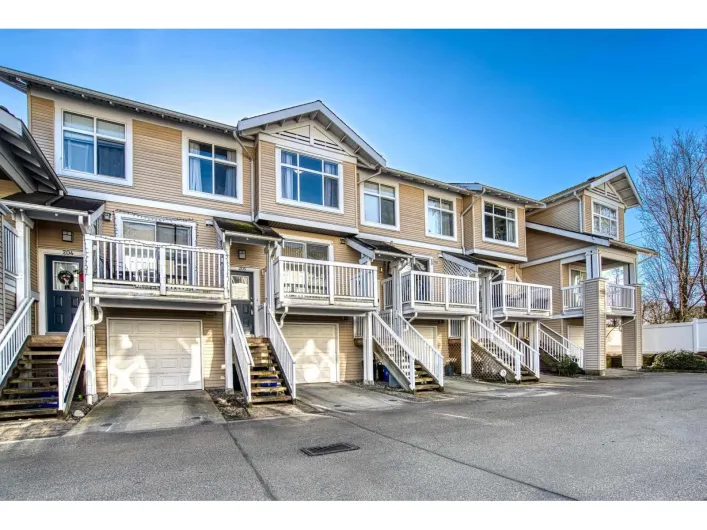 205 20033 70 AVENUE, Langley