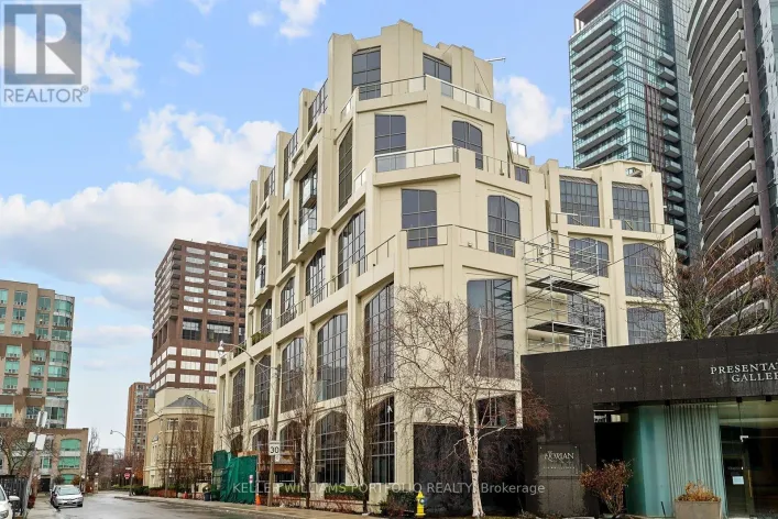 205 - 3 MCALPINE STREET, Toronto