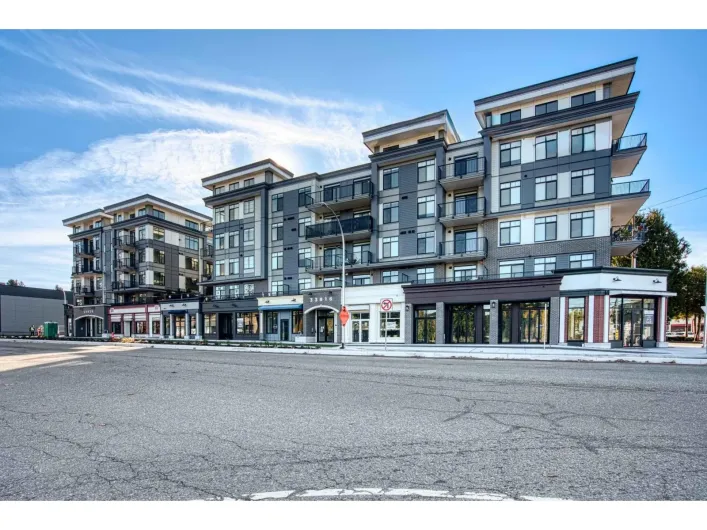 205 33816 SOUTH FRASER WAY, Abbotsford