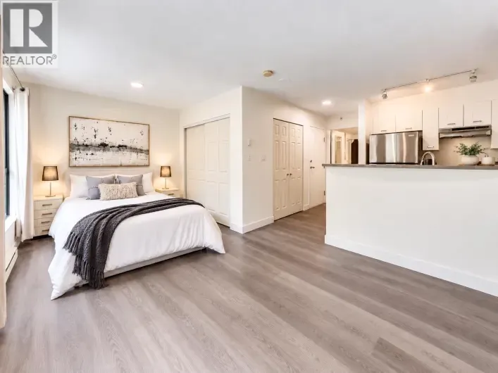 205 3438 VANNESS AVENUE, Vancouver