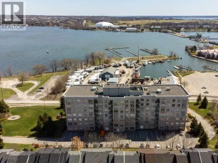 205 - 350 WELLINGTON STREET, Kingston