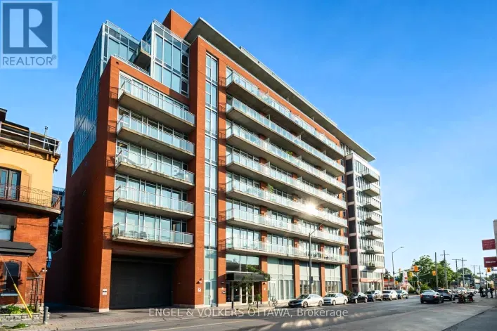 Apartment for sale: 205 - 354 GLADSTONE AVENUE, Ottawa
