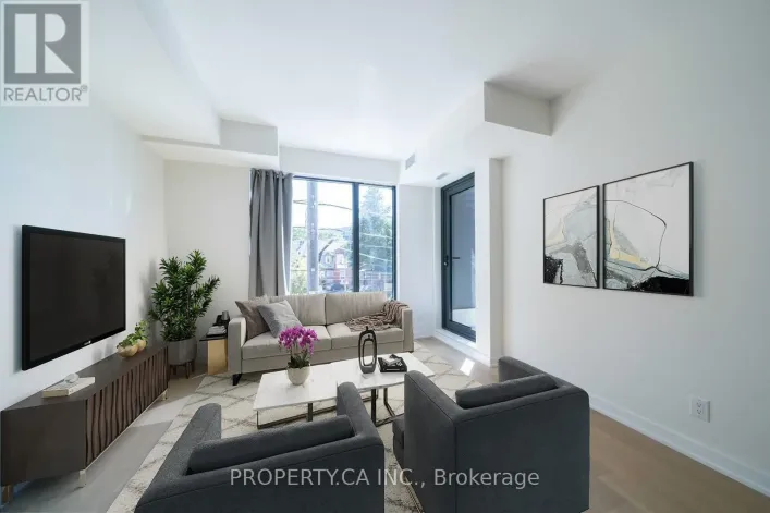 205 - 430 RONCESVALLES AVENUE, Toronto
