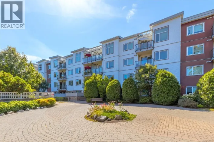 205 4394 West Saanich Rd, Saanich