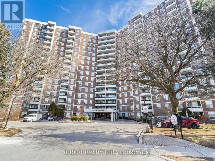205 - 5 SHADY GOLFWAY, Toronto