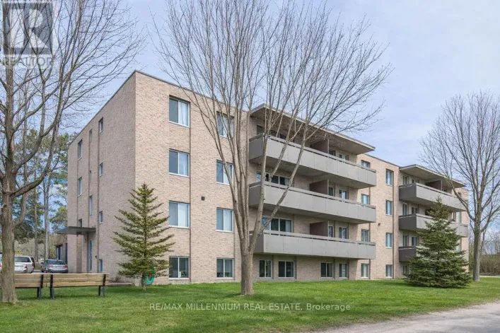 205 - 51 OWEN STREET, Penetanguishene