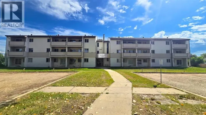 205, 5117 44 Street, High Prairie