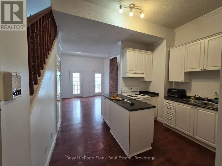 205 - 54 KING STREET E, Clarington