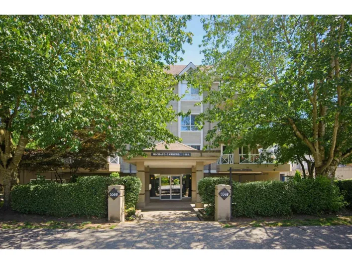 205 5568 201A STREET, Langley