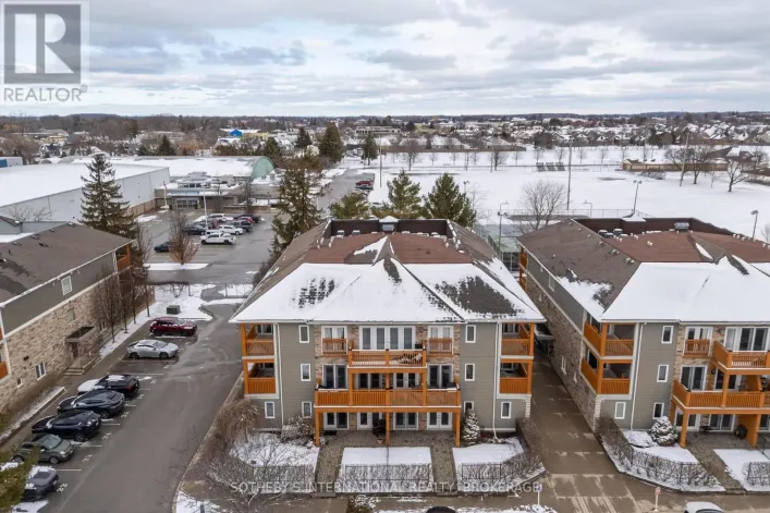 205 - 678 LINE 2 ROAD, Niagara-on-the-Lake