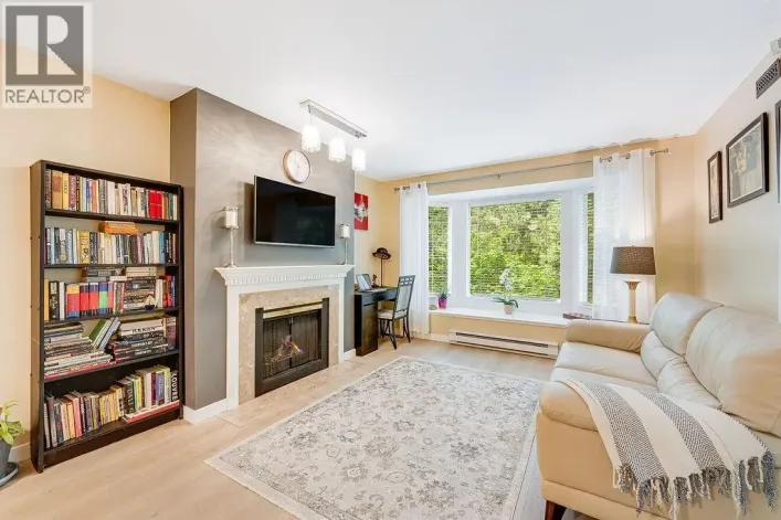 205 6860 RUMBLE STREET, Burnaby