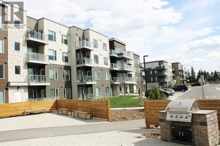 205, 700 Shawnee Square SW, Calgary