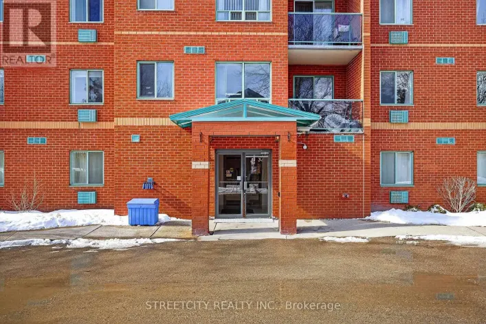 205 - 76 BASELINE ROAD, London South