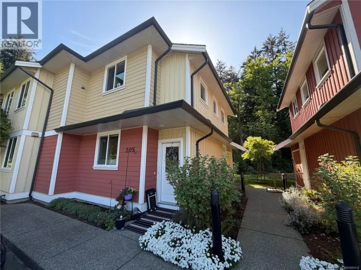 205 9880 Napier Pl, Chemainus