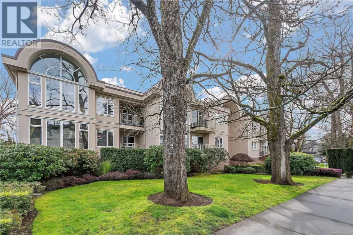 205 9905 Fifth St, Sidney