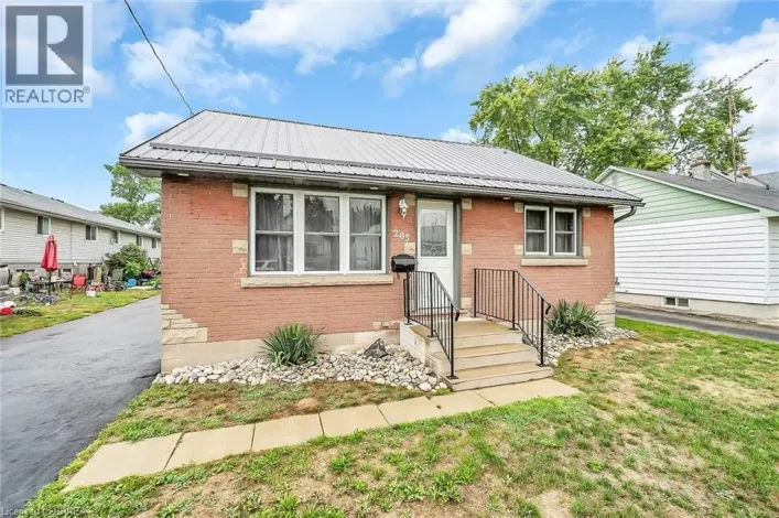 205 CRYSLER Street, Delhi