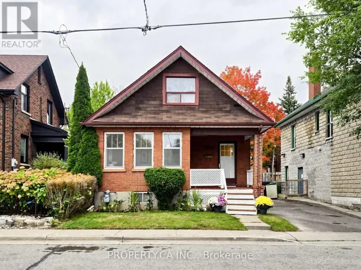 205 DEARBORN AVENUE, Oshawa