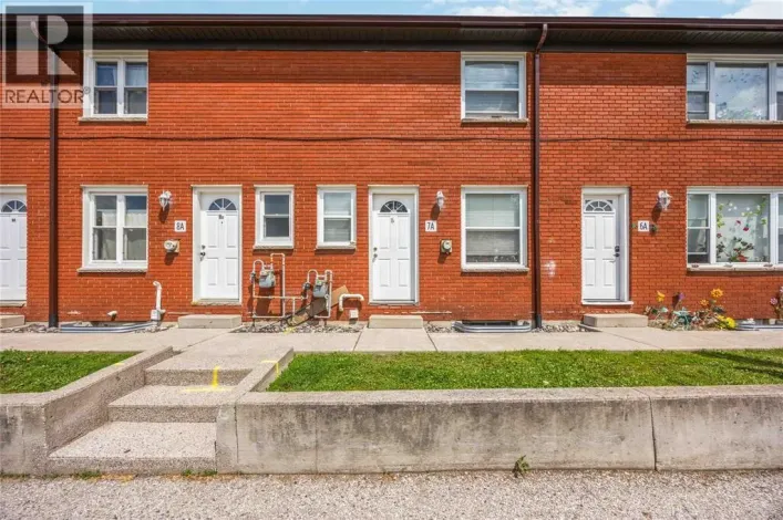 205 FANE STREET Unit# 7A, St Clair