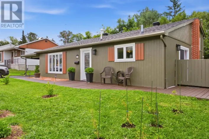 205 Hillside DR S, Elliot Lake