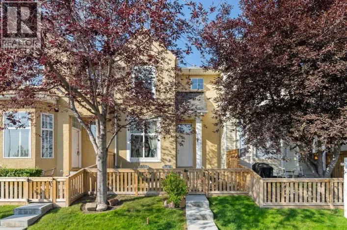 205 Mckenzie Towne Gate SE, Calgary