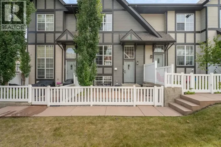 205 New Brighton Villas SE, Calgary