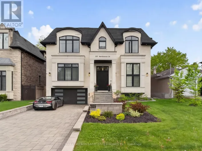 205 NORTHWOOD DRIVE, Toronto